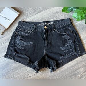 American eagle outfitters hi-rise festival women’s distressed black Jean short 4